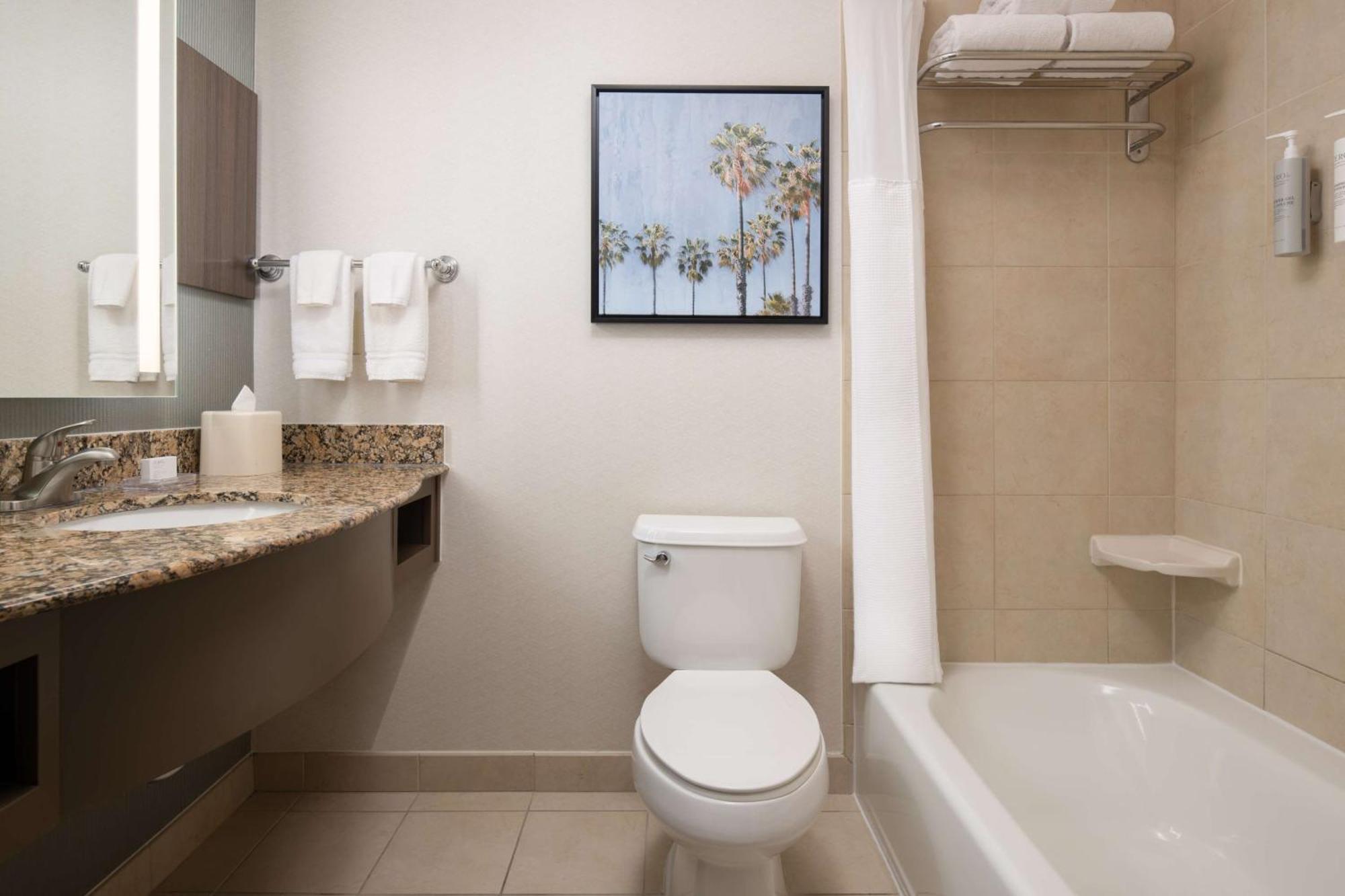 Hilton Garden Inn פונטנה מראה חיצוני תמונה