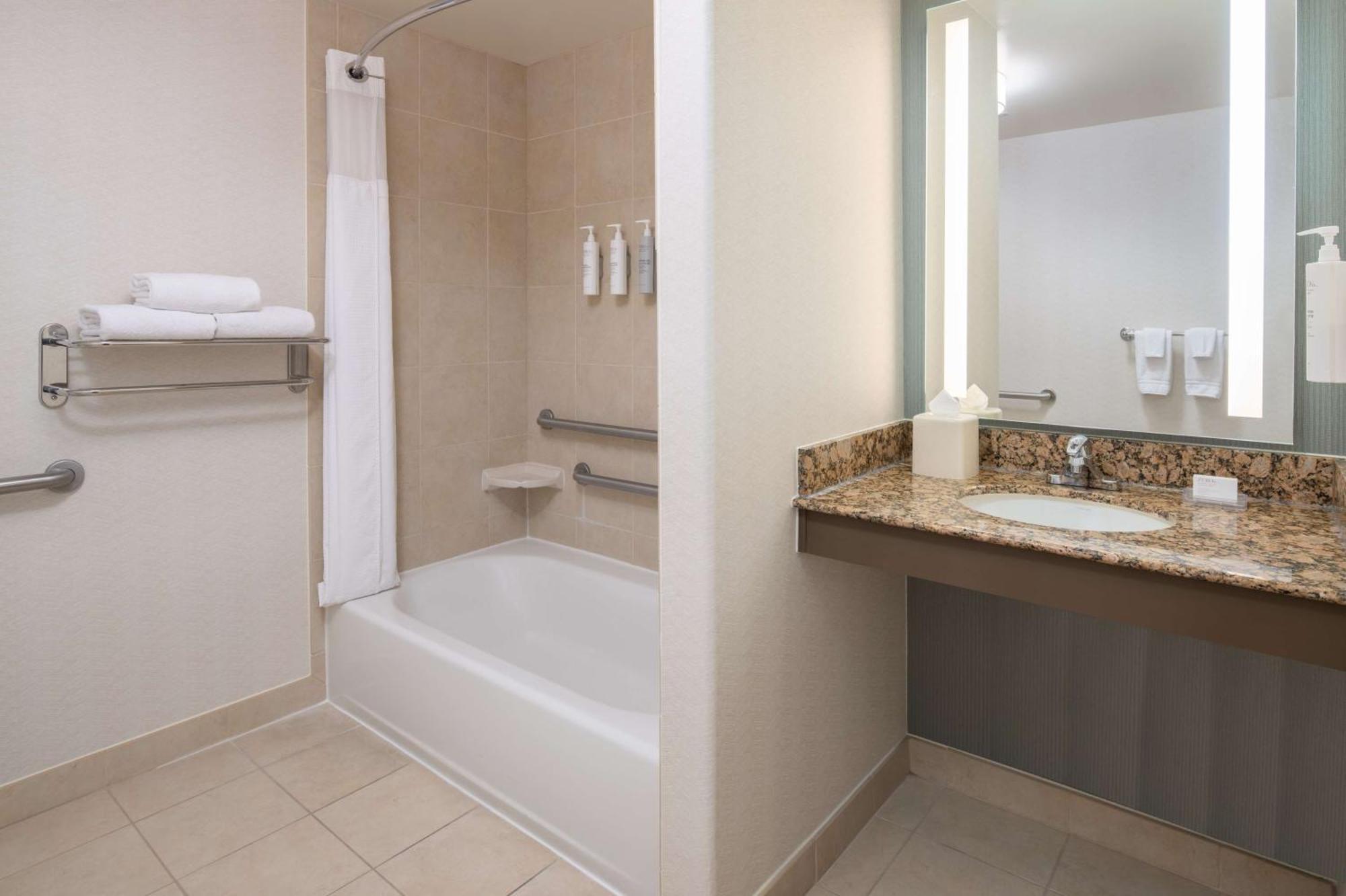 Hilton Garden Inn פונטנה מראה חיצוני תמונה
