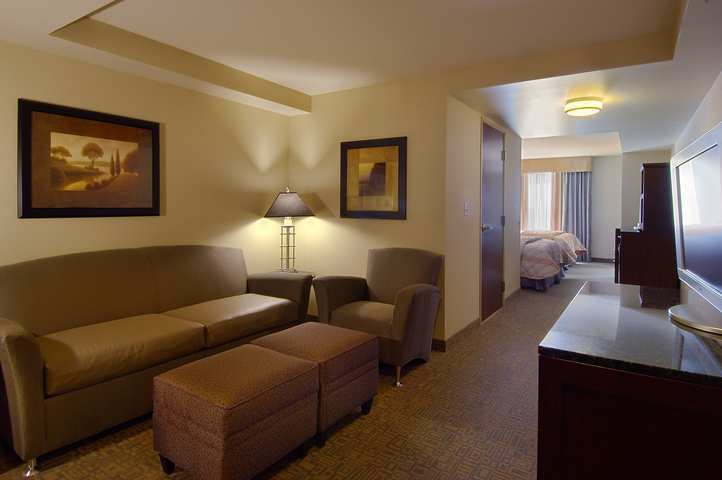Hilton Garden Inn פונטנה מראה חיצוני תמונה